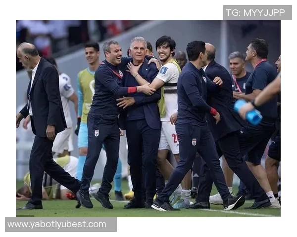 伊万:足协提议部分球员留洋需说服俱乐部与家长支持 伊万:足协提议部分球员留洋需说服俱乐部与家长支持