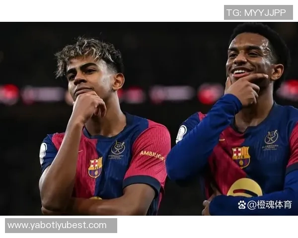 巴萨今日训练吸引众星参与巴尔德埃里克伯纳尔什琴斯尼齐聚一堂 巴萨今日训练吸引众星参与巴尔德埃里克伯纳尔什琴斯尼齐聚一堂