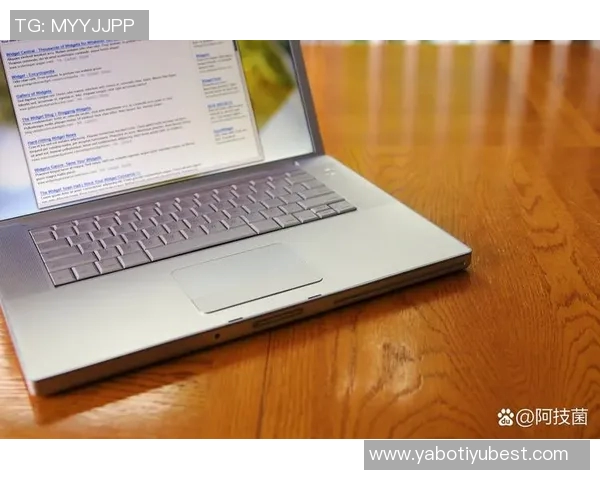 费兰回应社媒负评称躲在屏幕后打字太简单不予理会 费兰回应社媒负评称躲在屏幕后打字太简单不予理会