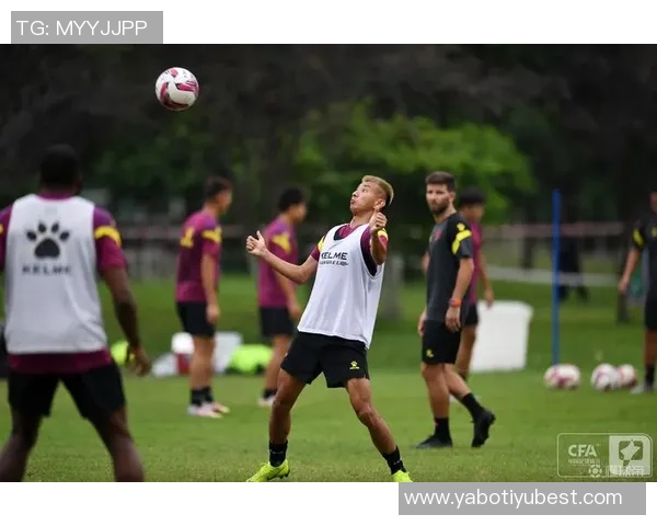 再集结时刻拉米罗带领球队开启新赛季首堂训练课